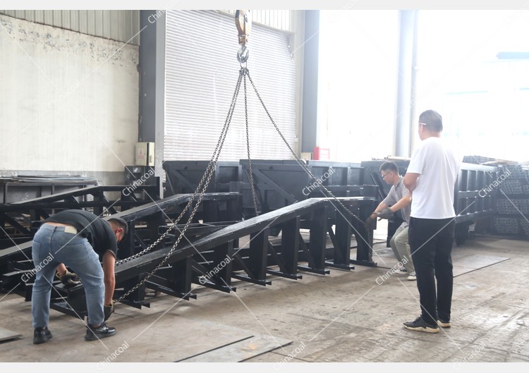 China Coal Group Sent A Batch Of Mining Flatbed Trucks To A Mine In Guizhou
